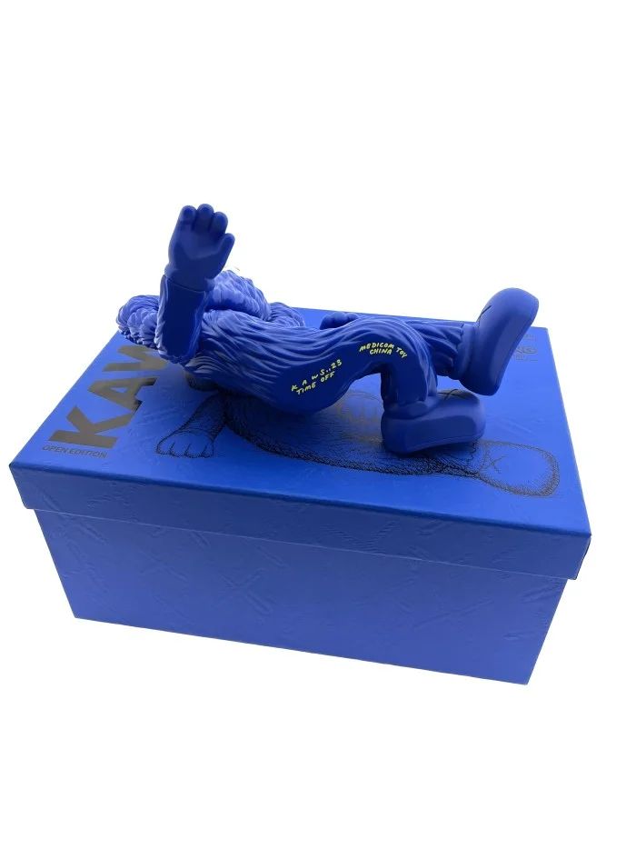 ФИГУРА KAWS TIME OFF BLUE 28 CM - 4