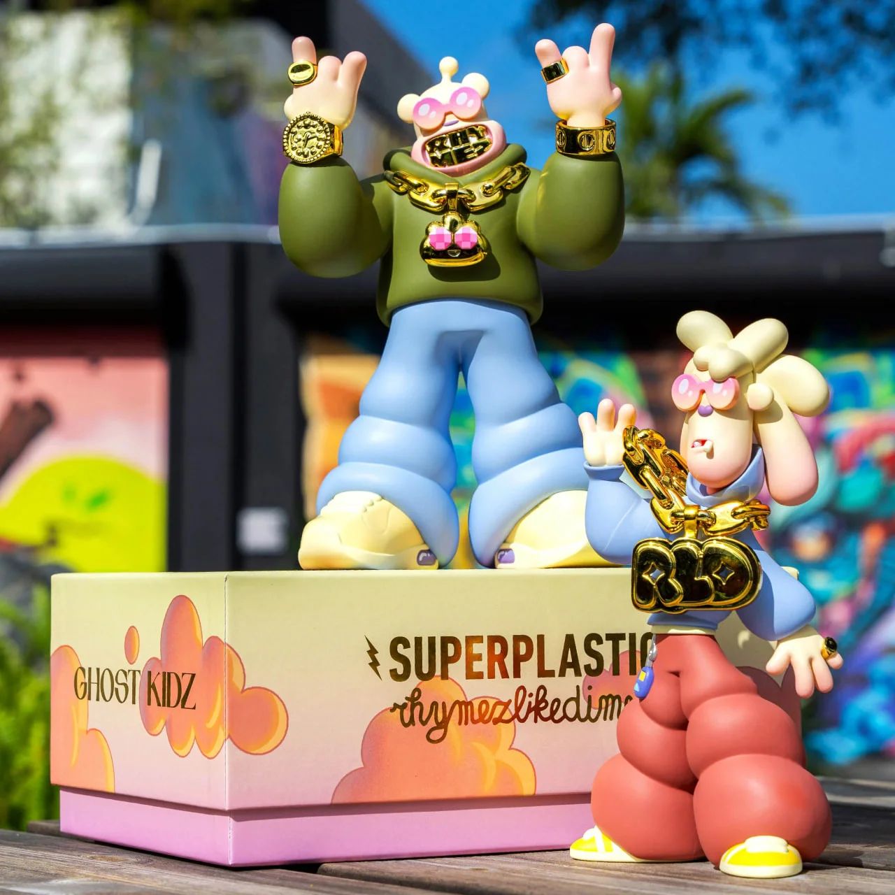 ФИГУРА SUPERPLASTIC X RHYMEZLIKEDIMEZ LIL ILL 22 СМ