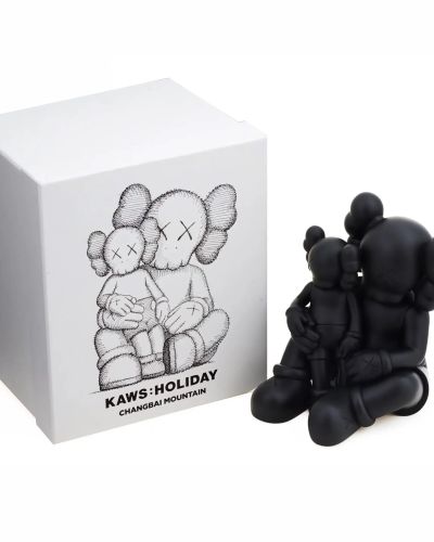 BLACK CHANGBAI MOUNTAIN HOLIDAY