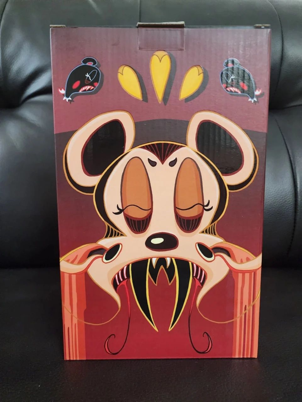 ФИГУРА NATHAN HAMILL LAVA BEAR CLASSIC 20 CM