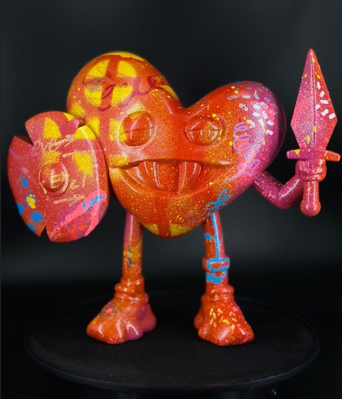 ФИГУРА ИВАН КРОС HEART ATTACK